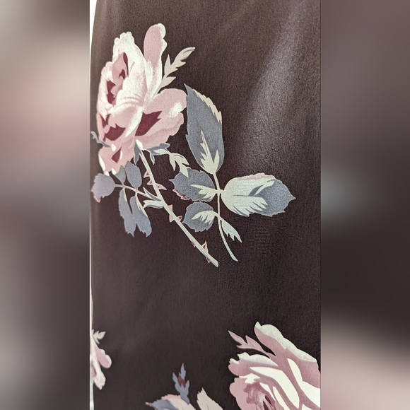 Long satin maxi skirt - Picture 6 of 7